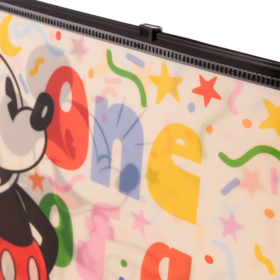 SOBRE A4 CON CIERRE ZIP MICKEY AND FRIENDS