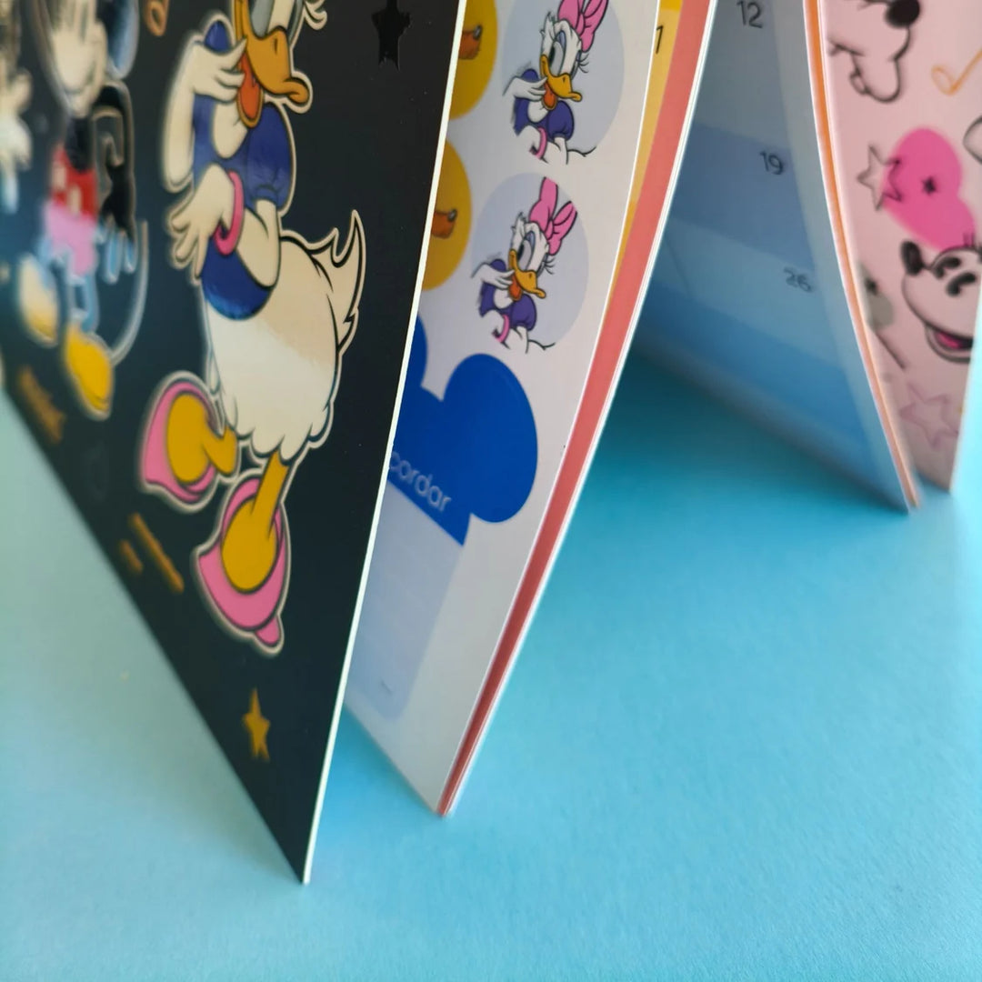 Mooving - Calendario 2026 Mickey & Friends 40x30cm